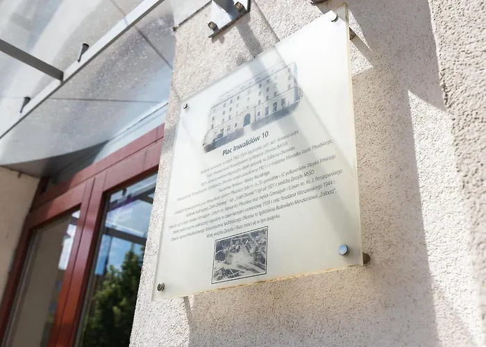 Rent like home - Plac Inwalidów 10