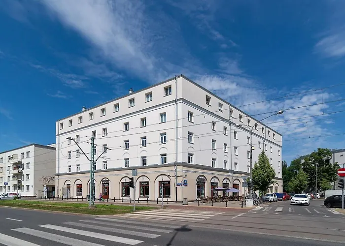 Rent like home - Plac Inwalidów 10