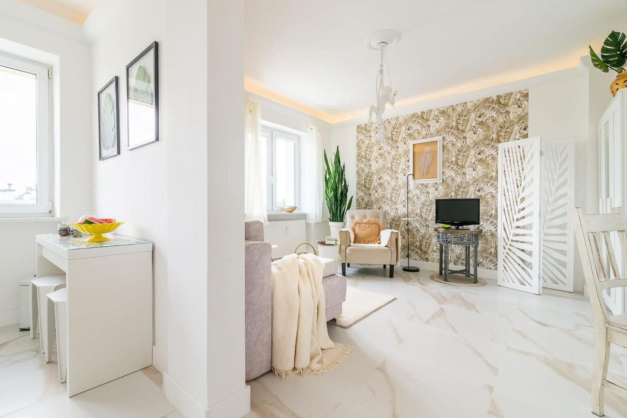 Rent Like - Plac Inwalidów 10